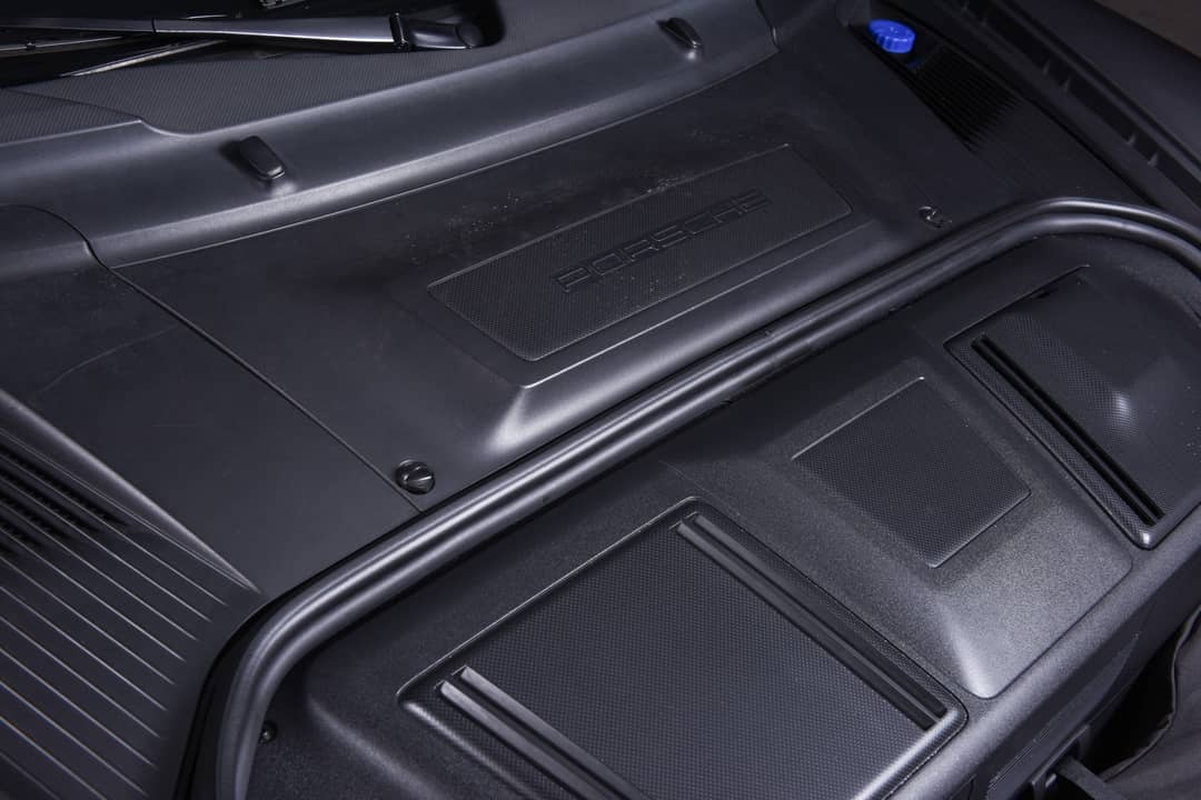2010 Porsche 911 Carrera 4S — photo 58