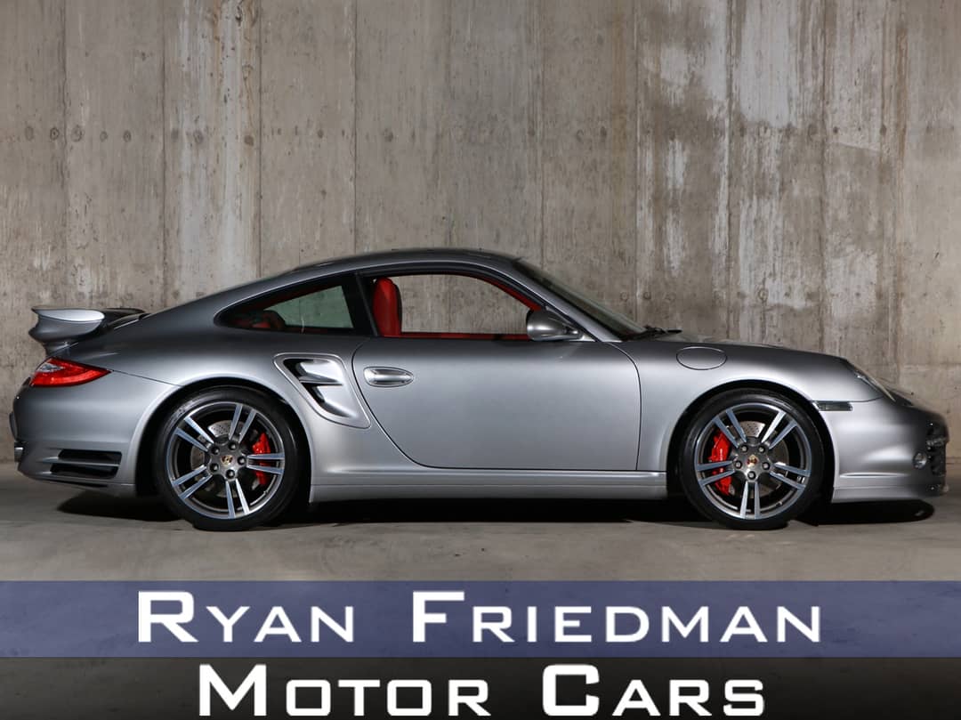 2011 Porsche 911 Turbo — photo 1