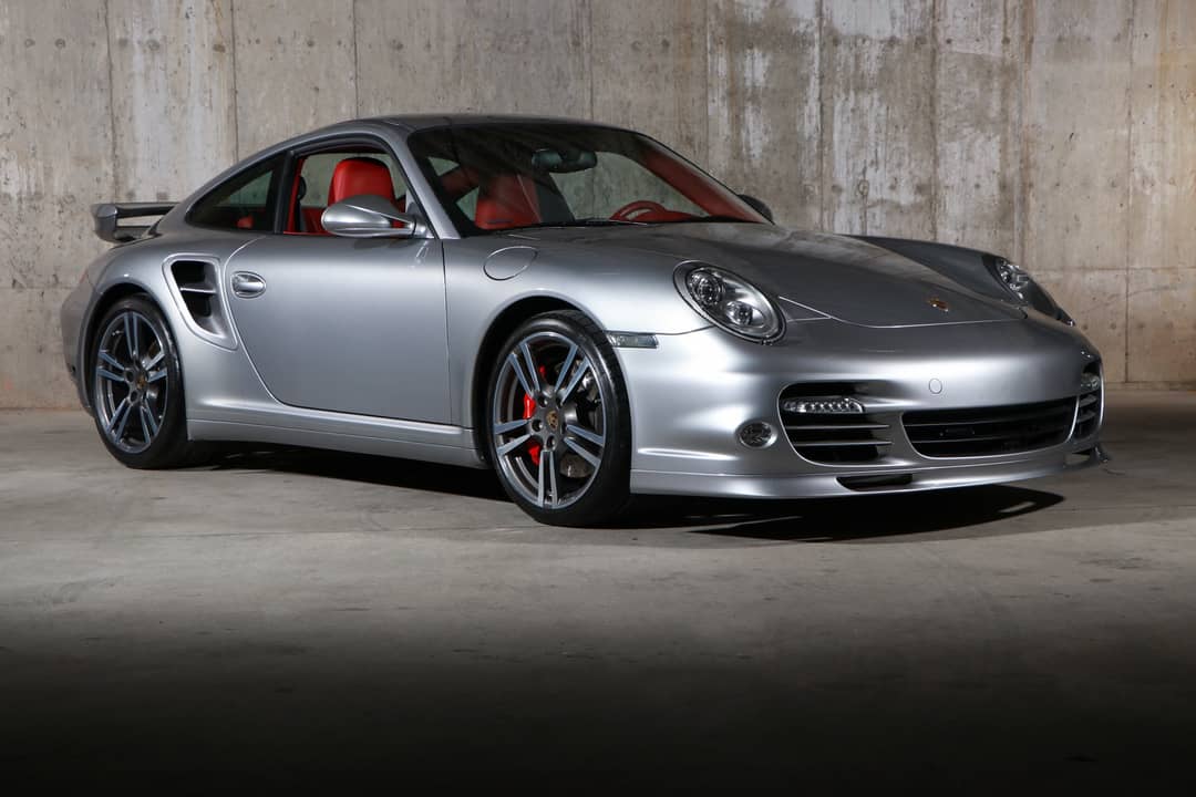 2011 Porsche 911 Turbo — photo 2