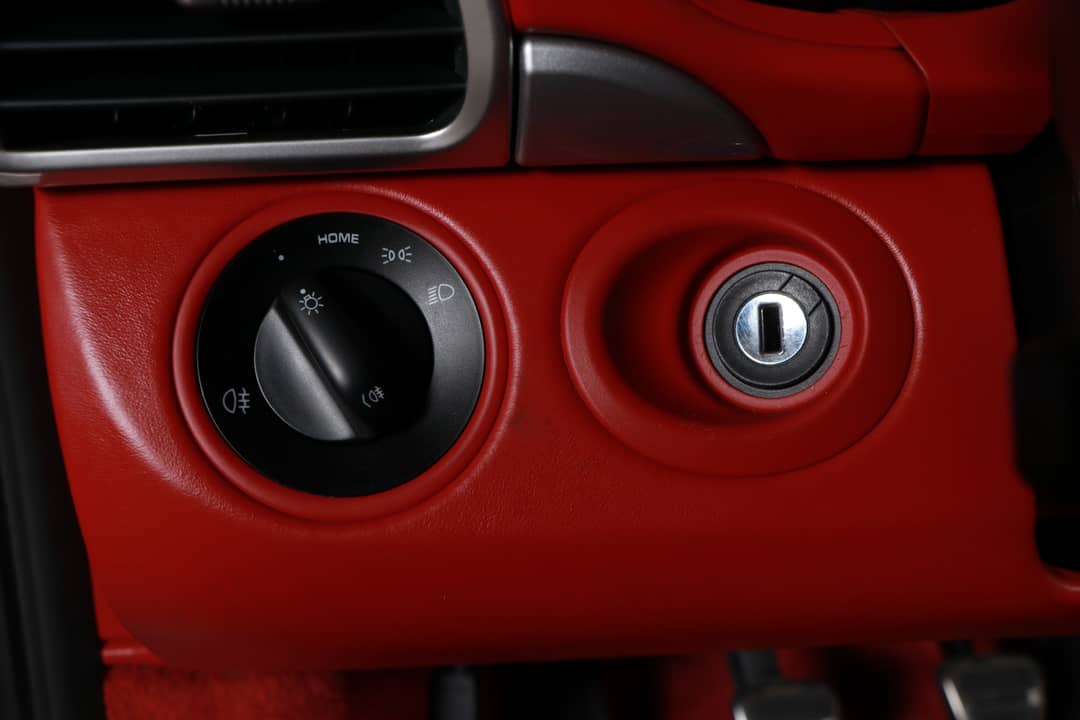 2011 Porsche 911 Turbo — photo 30