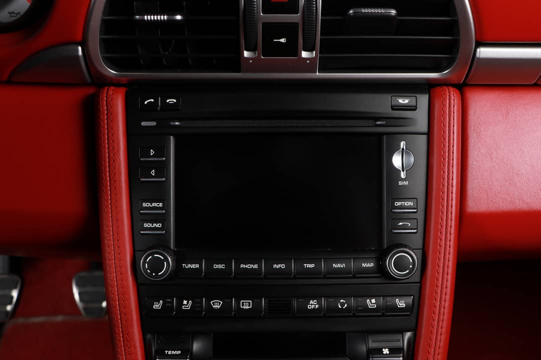 2011 Porsche 911 Turbo — photo 31