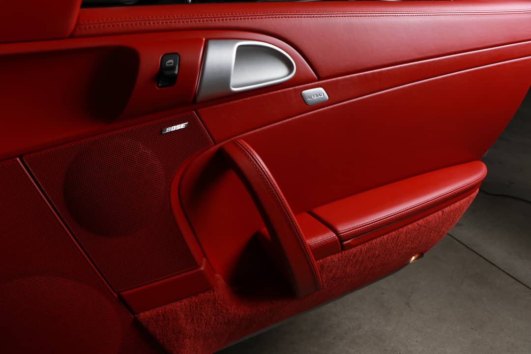 2011 Porsche 911 Turbo — photo 37