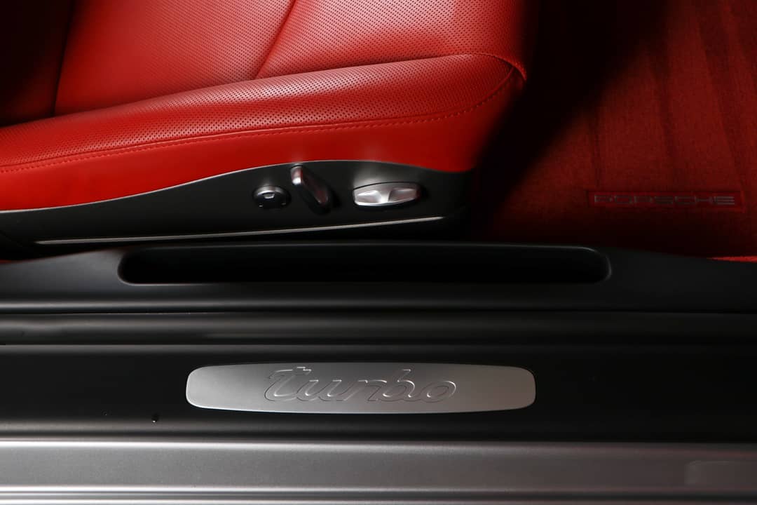2011 Porsche 911 Turbo — photo 40