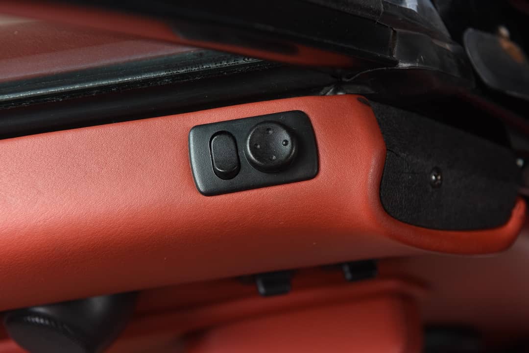 1997 Porsche 911 Carrera 2 — photo 11