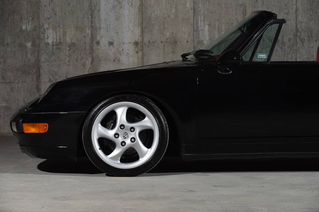 1997 Porsche 911 Carrera 2 — photo 28