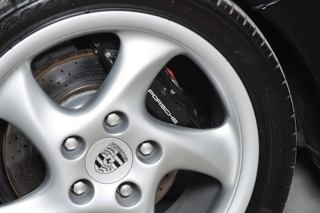 1997 Porsche 911 Carrera 2 — photo 40
