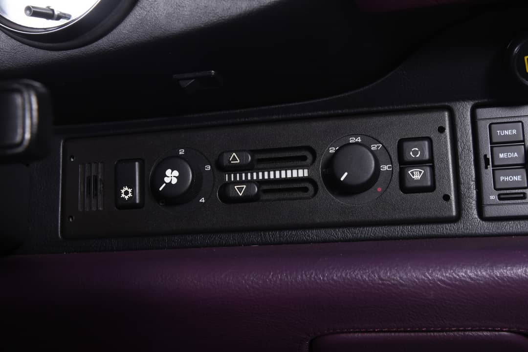 1991 Porsche 911 Carrera 2 — photo 40