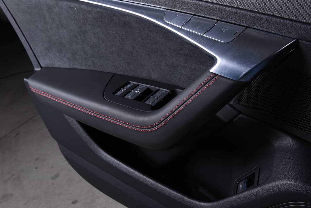 2022 Audi RS 6 Avant 4.0T quattro Avant — photo 18