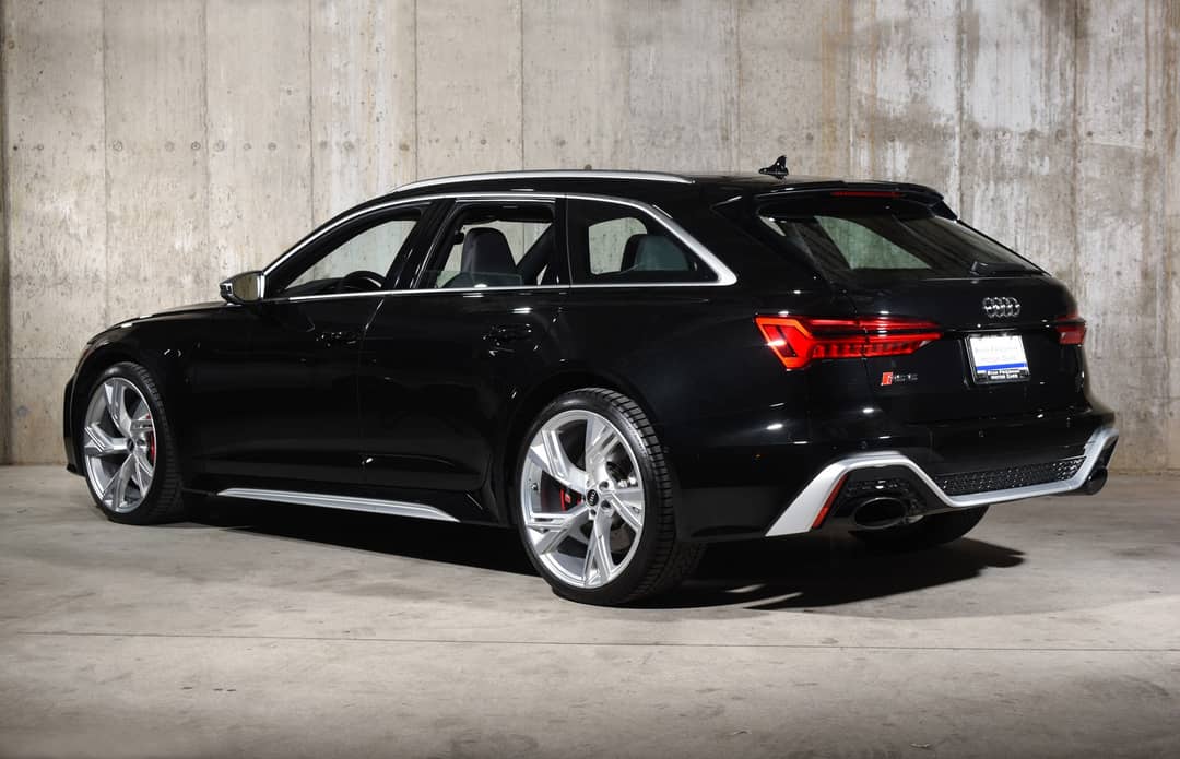2022 Audi RS 6 Avant 4.0T quattro Avant — photo 3