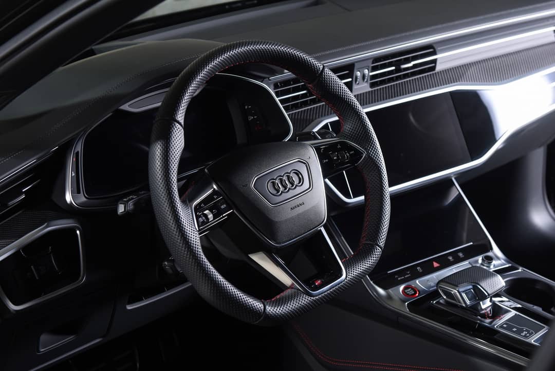 2022 Audi RS 6 Avant 4.0T quattro Avant — photo 24