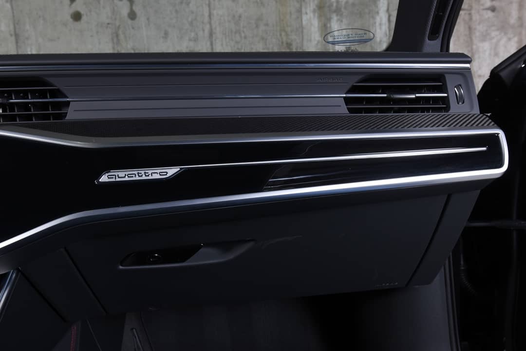2022 Audi RS 6 Avant 4.0T quattro Avant — photo 28
