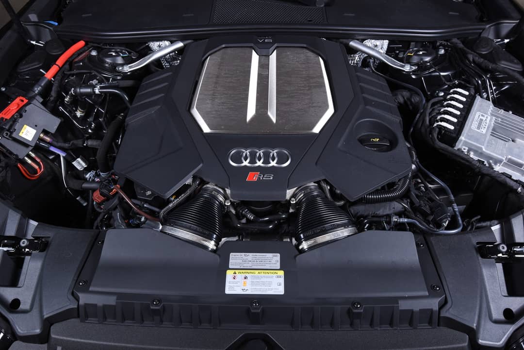 2022 Audi RS 6 Avant 4.0T quattro Avant — photo 49
