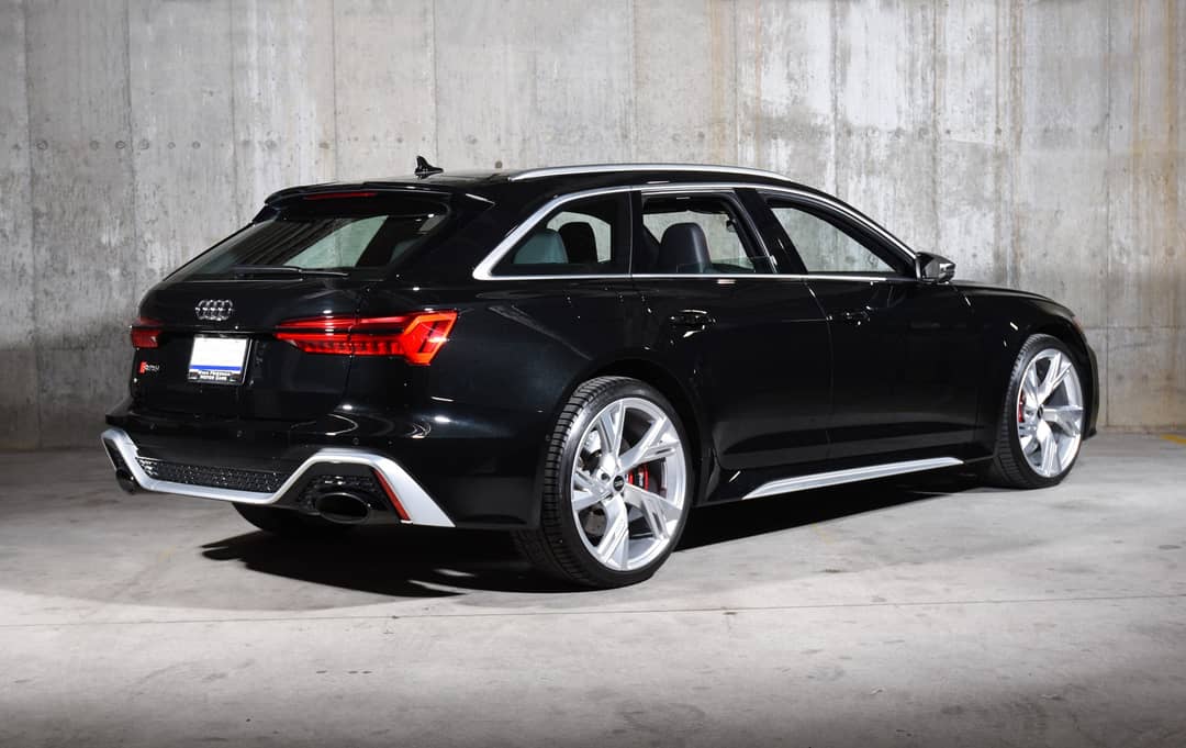 2022 Audi RS 6 Avant 4.0T quattro Avant — photo 6
