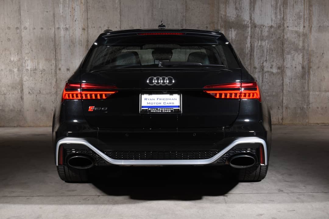 2022 Audi RS 6 Avant 4.0T quattro Avant — photo 8