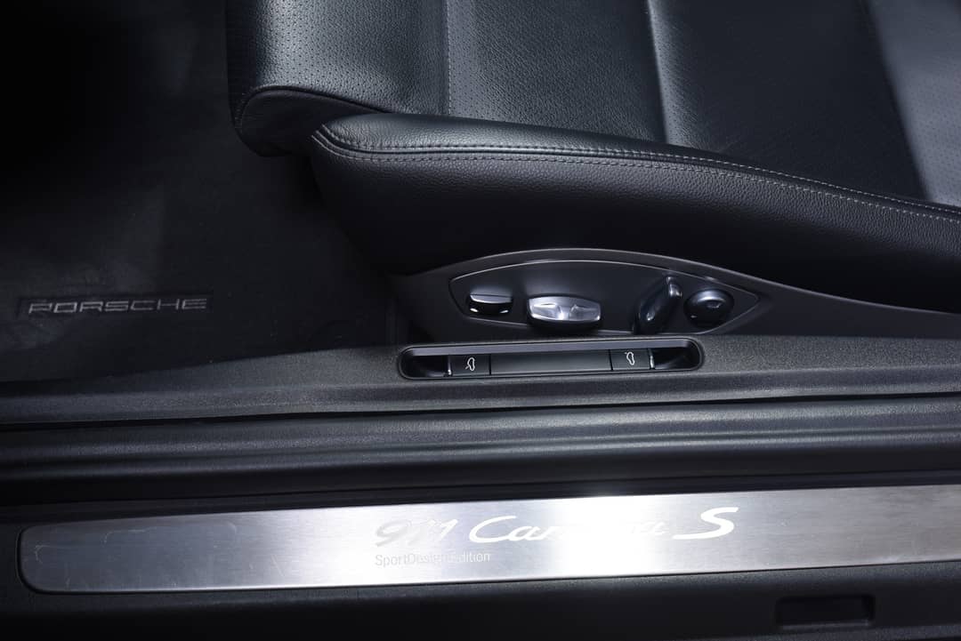 2015 Porsche 911 Carrera S — photo 32