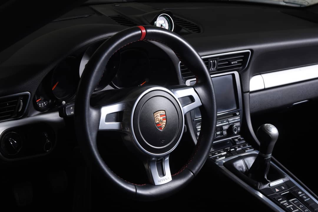 2015 Porsche 911 Carrera S — photo 34