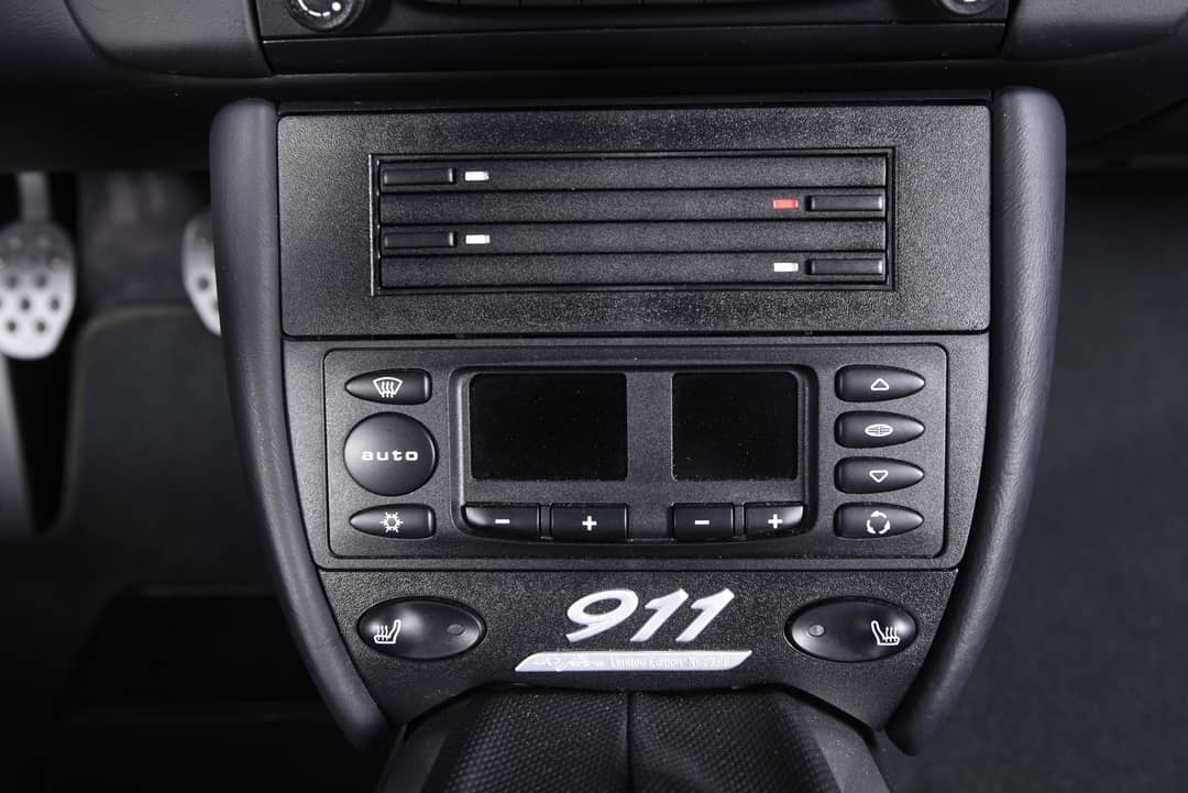 2004 Porsche 911 Carrera 40th Anniversary Edition — photo 38