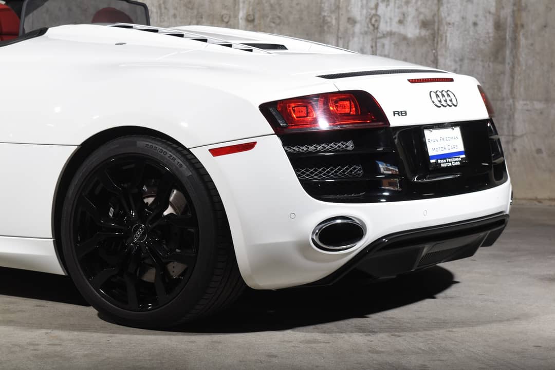 2012 Audi R8 5.2 quattro Spyder — photo 28