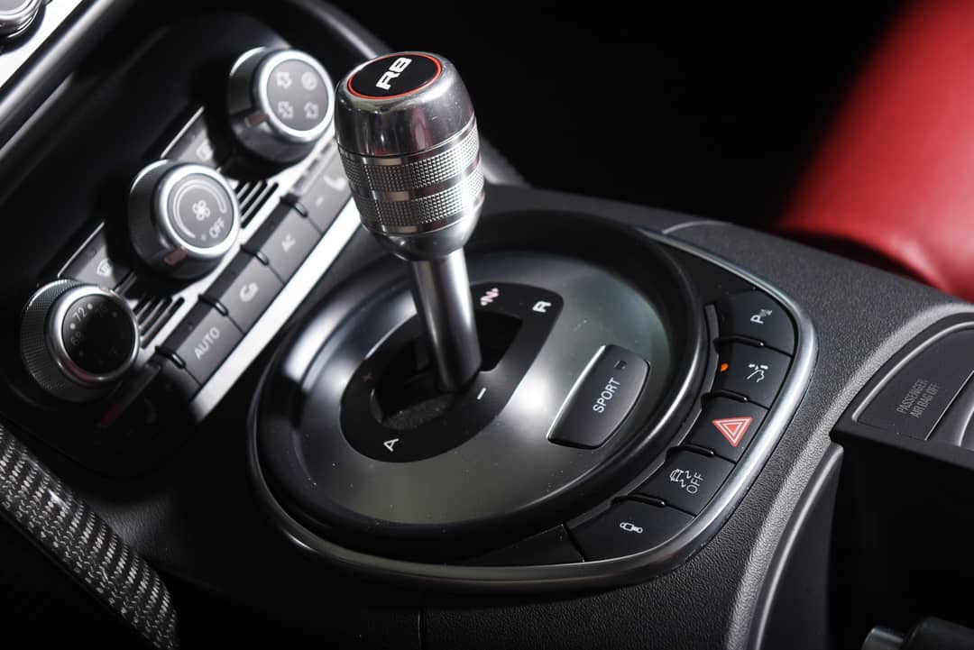 2012 Audi R8 5.2 quattro Spyder — photo 44