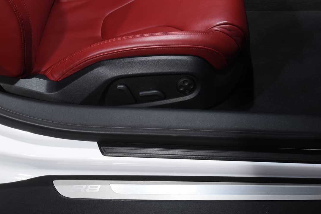 2012 Audi R8 5.2 quattro Spyder — photo 49