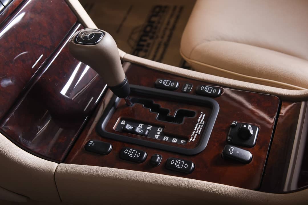 1999 Mercedes-Benz E-Class E 320 — photo 32