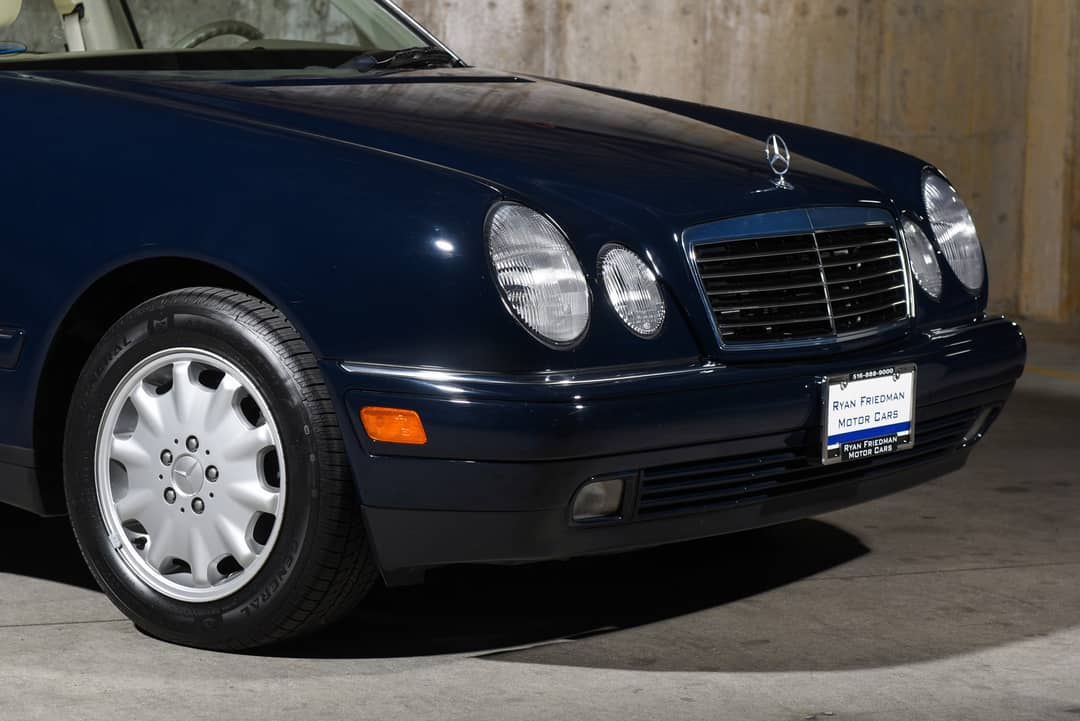1999 Mercedes-Benz E-Class E 320 — photo 10