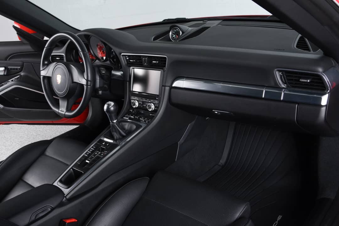 2014 Porsche 911 Carrera — photo 13