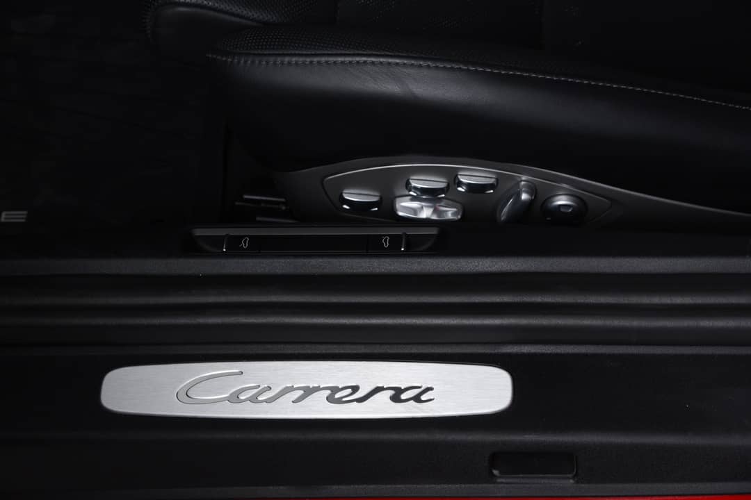 2014 Porsche 911 Carrera — photo 16