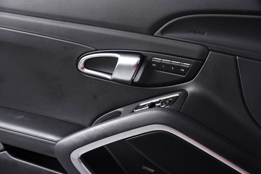 2014 Porsche 911 Carrera — photo 18