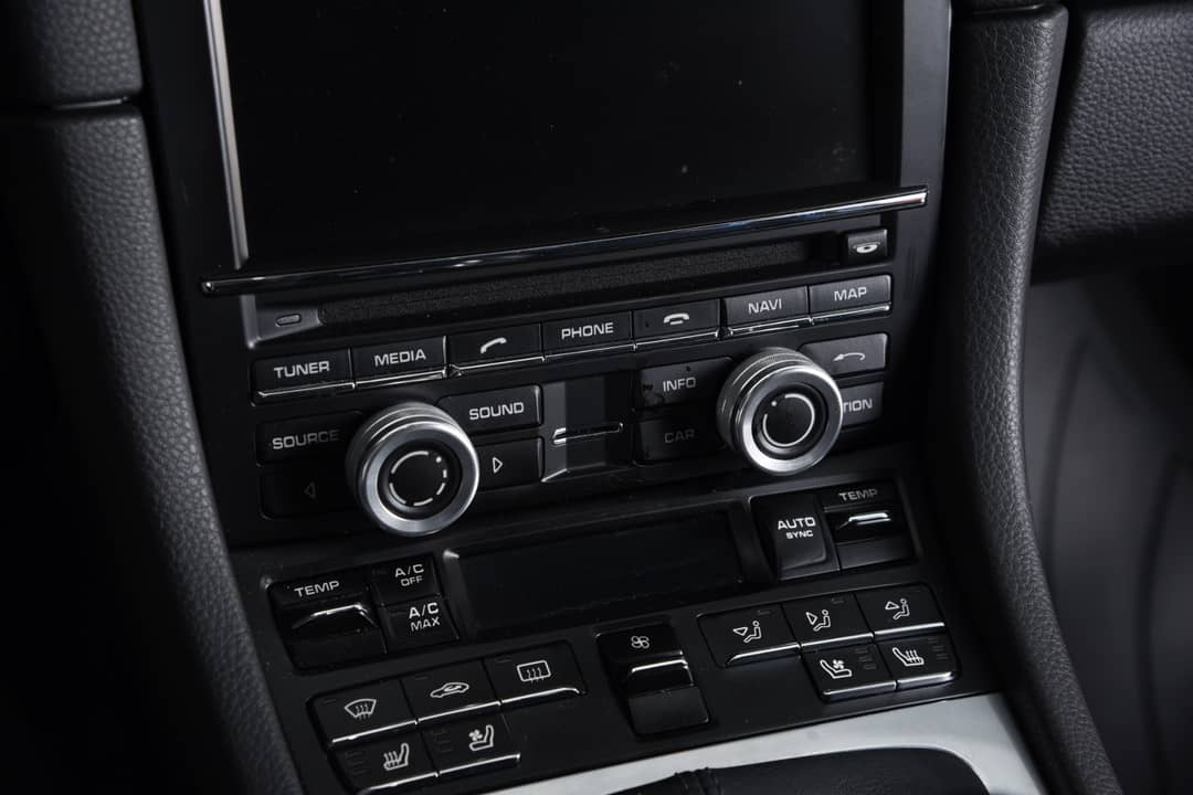 2014 Porsche 911 Carrera — photo 22