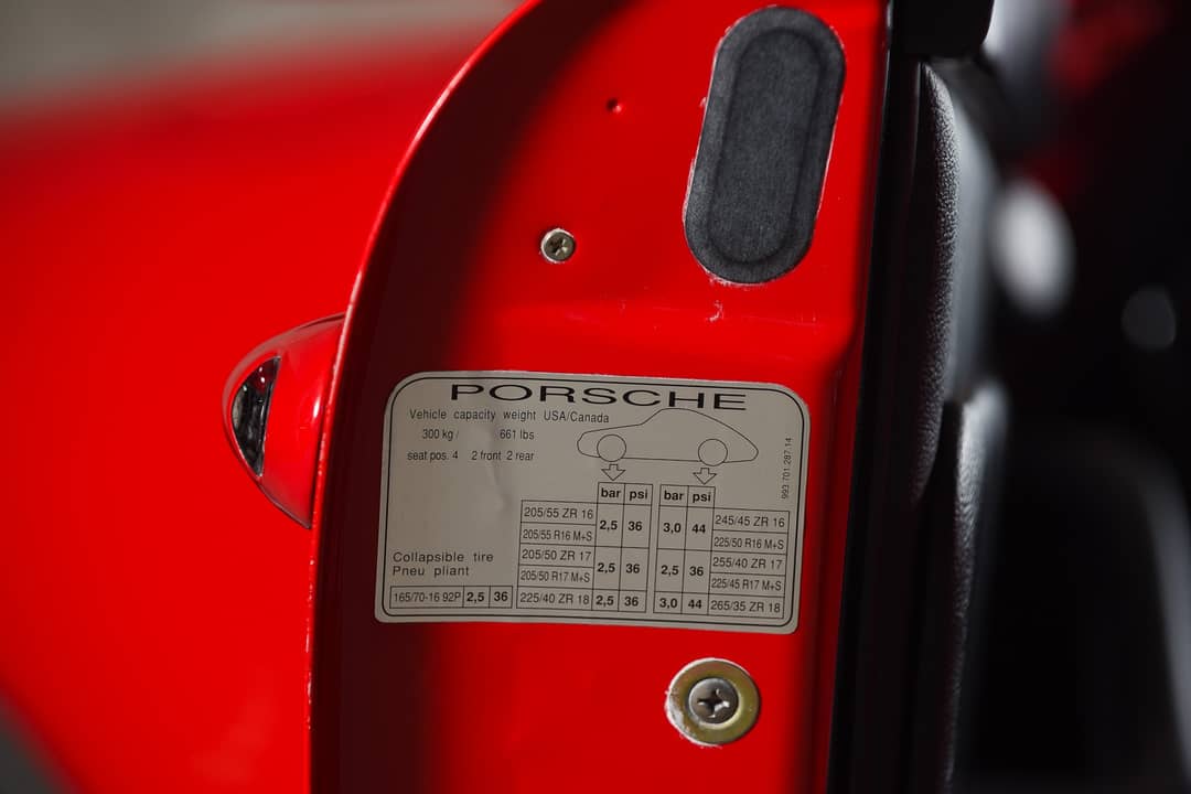 1997 Porsche 911 Carrera — photo 25