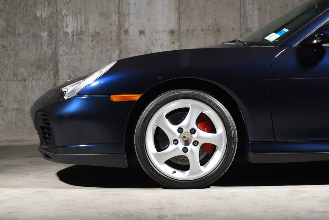 2005 Porsche 911 Carrera 4S — photo 16