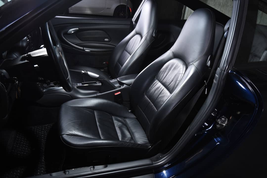 2005 Porsche 911 Carrera 4S — photo 28