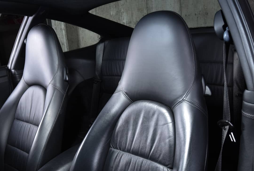 2005 Porsche 911 Carrera 4S — photo 29