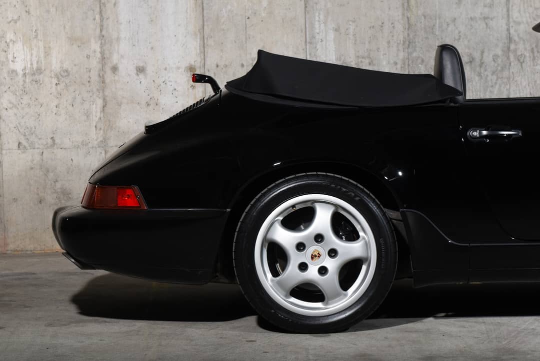 1994 Porsche 911 Carrera 2 — photo 17