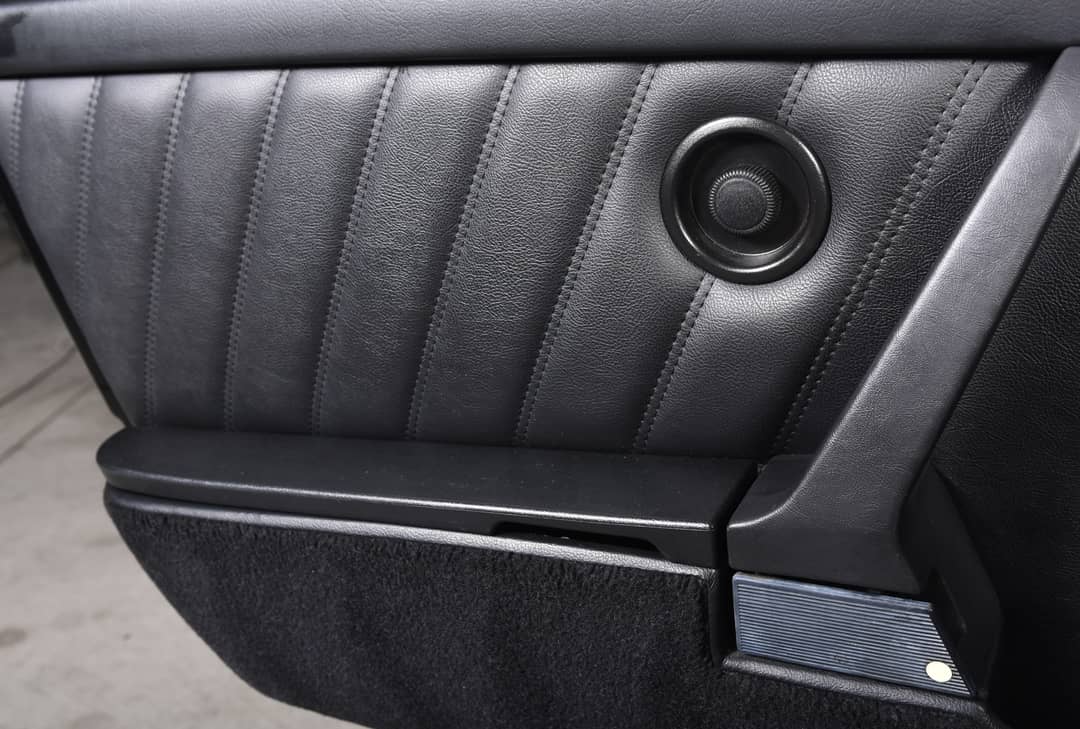 1994 Porsche 911 Carrera 2 — photo 25