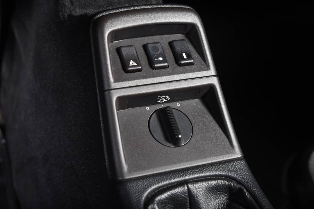 1994 Porsche 911 Carrera 2 — photo 36