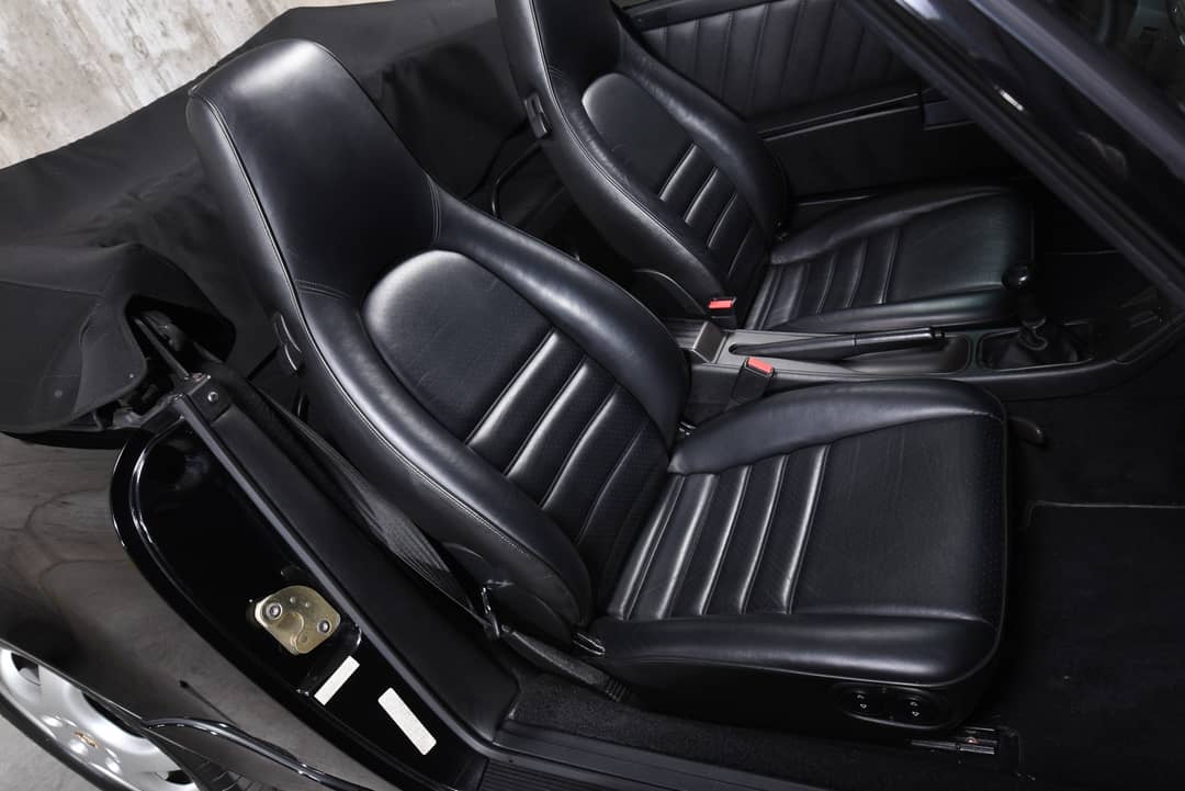 1994 Porsche 911 Carrera 2 — photo 40