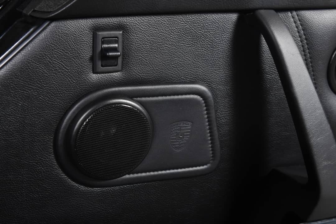 1994 Porsche 911 Carrera 2 — photo 45