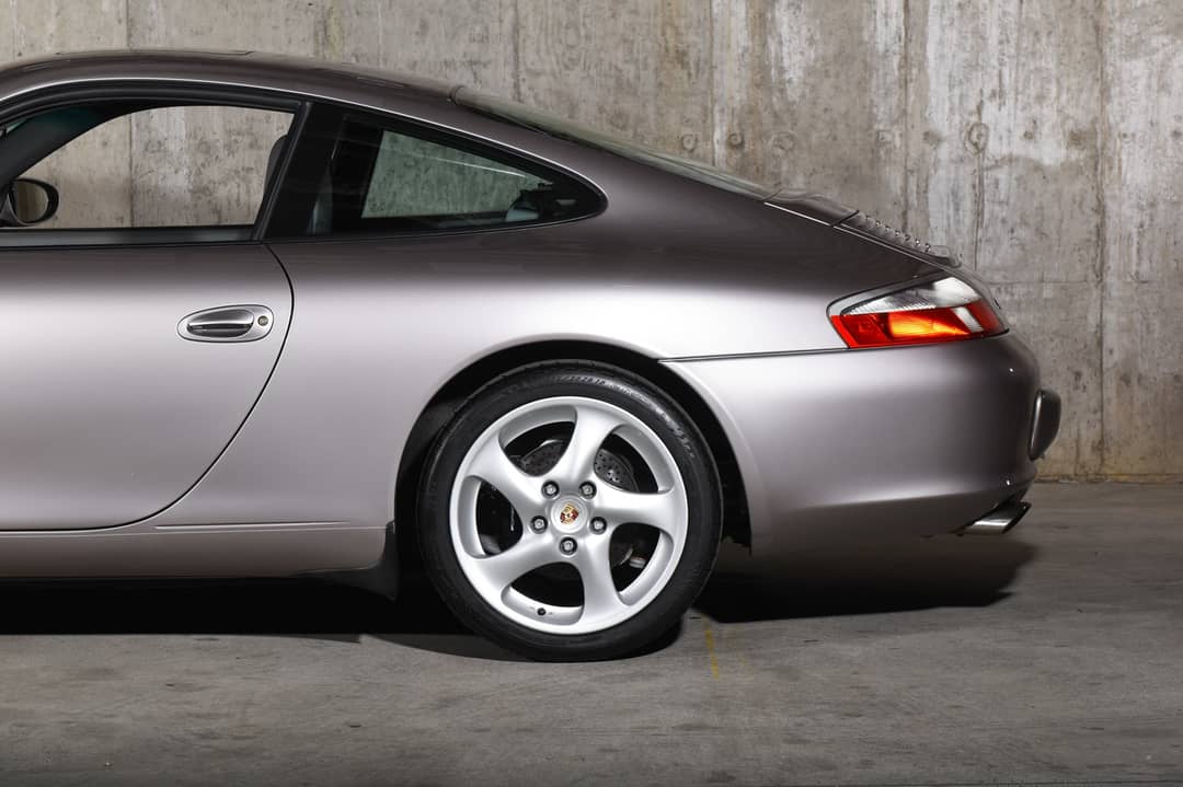 2003 Porsche 911 Carrera — photo 20