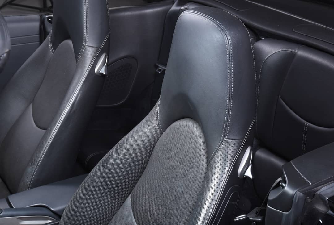 2011 Porsche 911 Carrera — photo 28