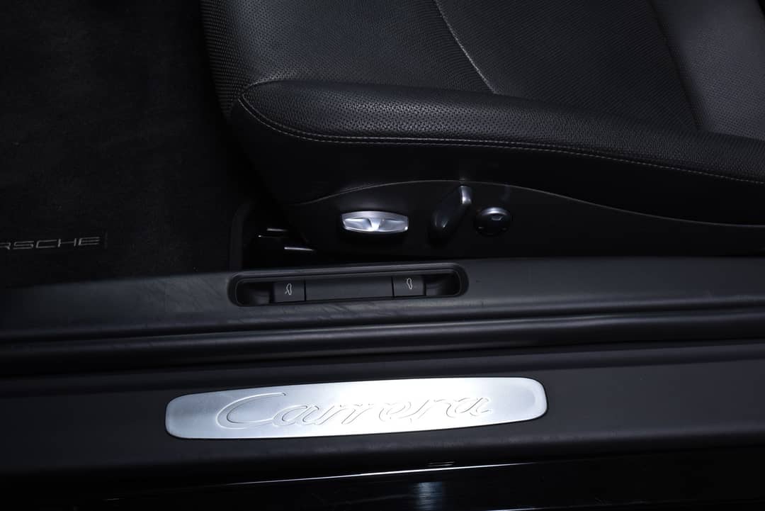2011 Porsche 911 Carrera — photo 29