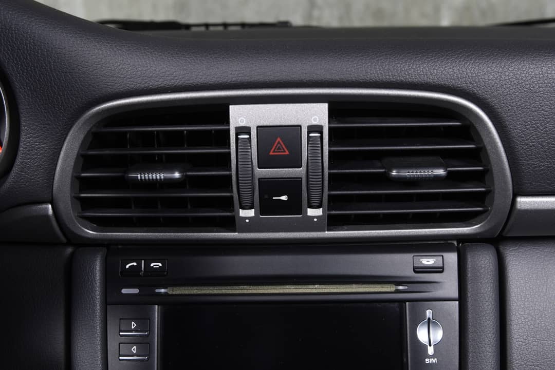 2011 Porsche 911 Carrera — photo 33