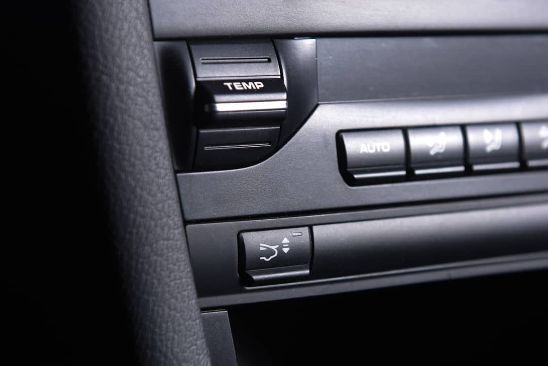 2011 Porsche 911 Carrera — photo 37