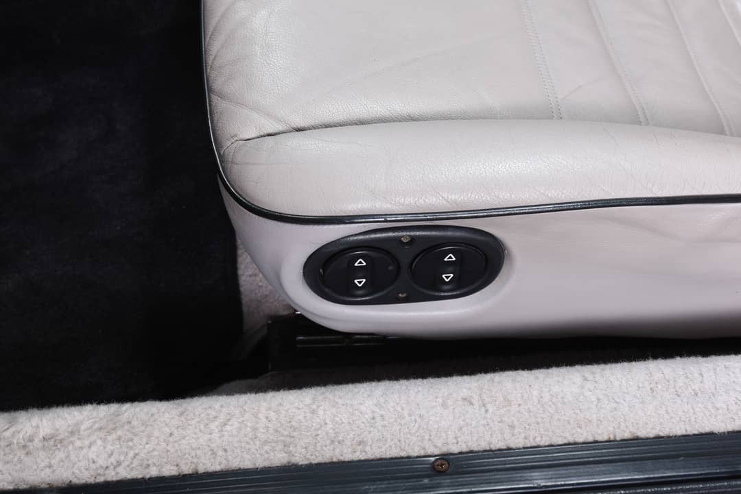 1989 Porsche 911 Carrera Anniversary Edition — photo 25