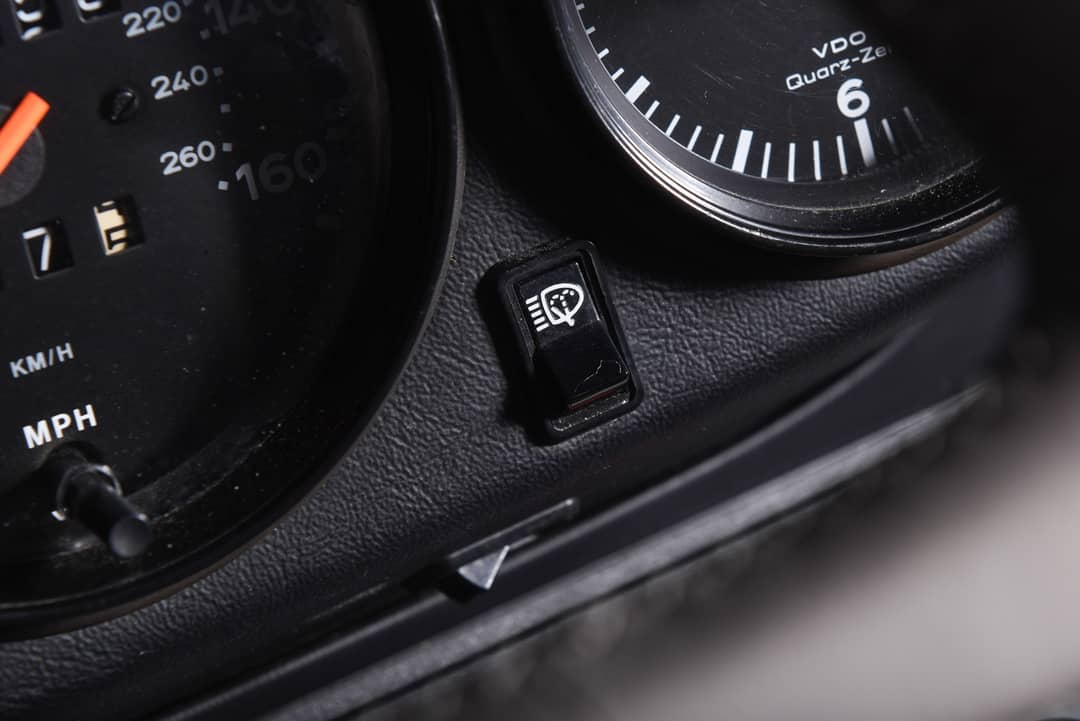 1989 Porsche 911 Carrera Anniversary Edition — photo 29