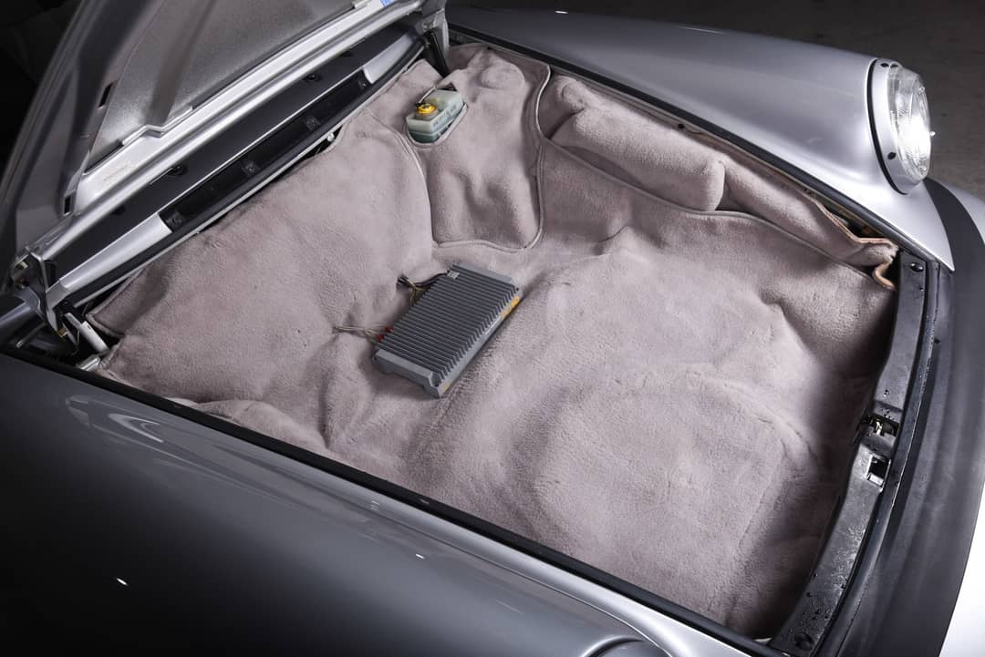 1989 Porsche 911 Carrera Anniversary Edition — photo 42
