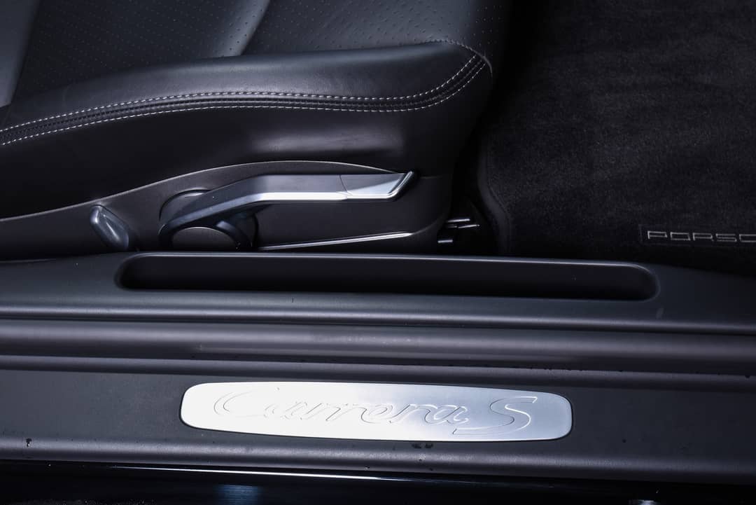 2011 Porsche 911 Carrera S — photo 37