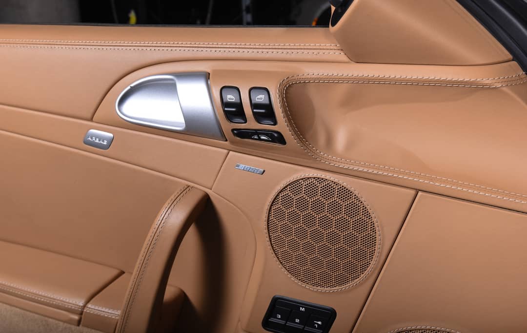 2012 Porsche 911 Turbo S — photo 21