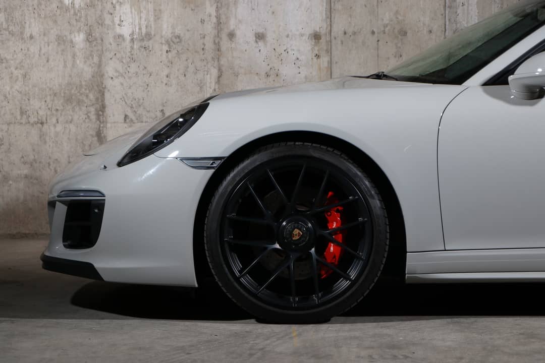 2018 Porsche 911 Targa 4 GTS — photo 20